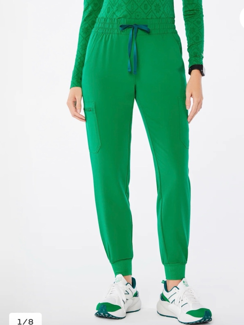 FIGS Women’s Relaxed Uman Jogger in Evergreen (PO 5990)
